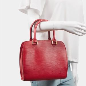 Vintage LOUIS VUITTON Pont Neuf PM Venetian Red Epi Leather Hand Bag Purss